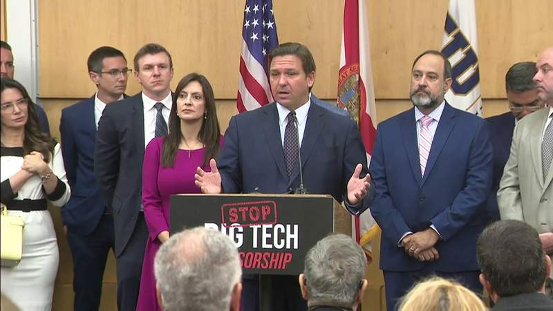 El gobernador DeSantis firma ley contra censura en redes sociales El gobernador DeSantis firma ley contra censura en redes sociales
