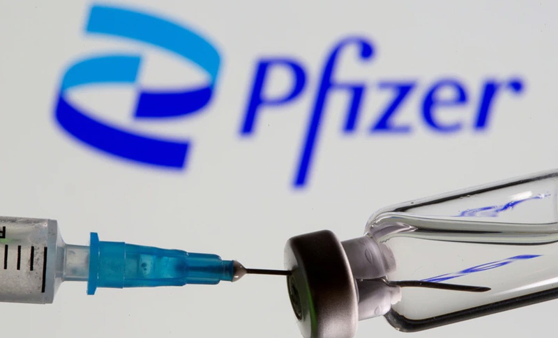 Pfizer discutirá el refuerzo de la vacuna COVID-19 con funcionarios de EE. UU. Pfizer discutirá el refuerzo de la vacuna COVID-19 con funcionarios de EE. UU.