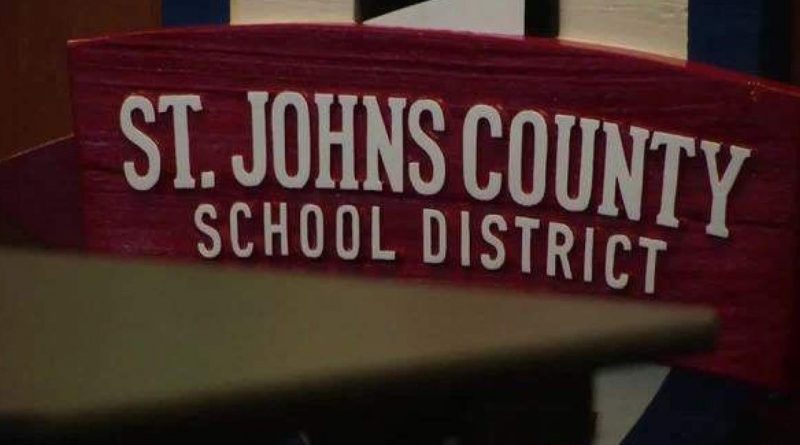 Escuelas del condado de St. Johns dan la bienvenida a los estudiantes