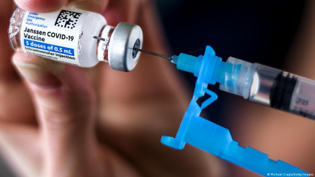 El panel asesor de la FDA aprueba la dosis de refuerzo para la vacuna de Johnson & Johnson