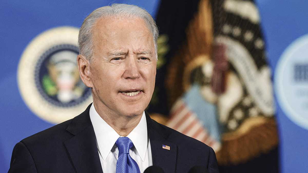 Biden pide al Tribunal Supremo revisar fallo que mantuvo en vigor «Quédate en México»