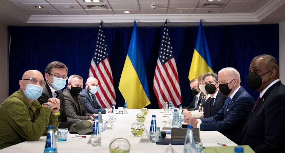 El Presidente Biden se reúne con Ministros de Relaciones  Exteriores y Defensa de Ucrania