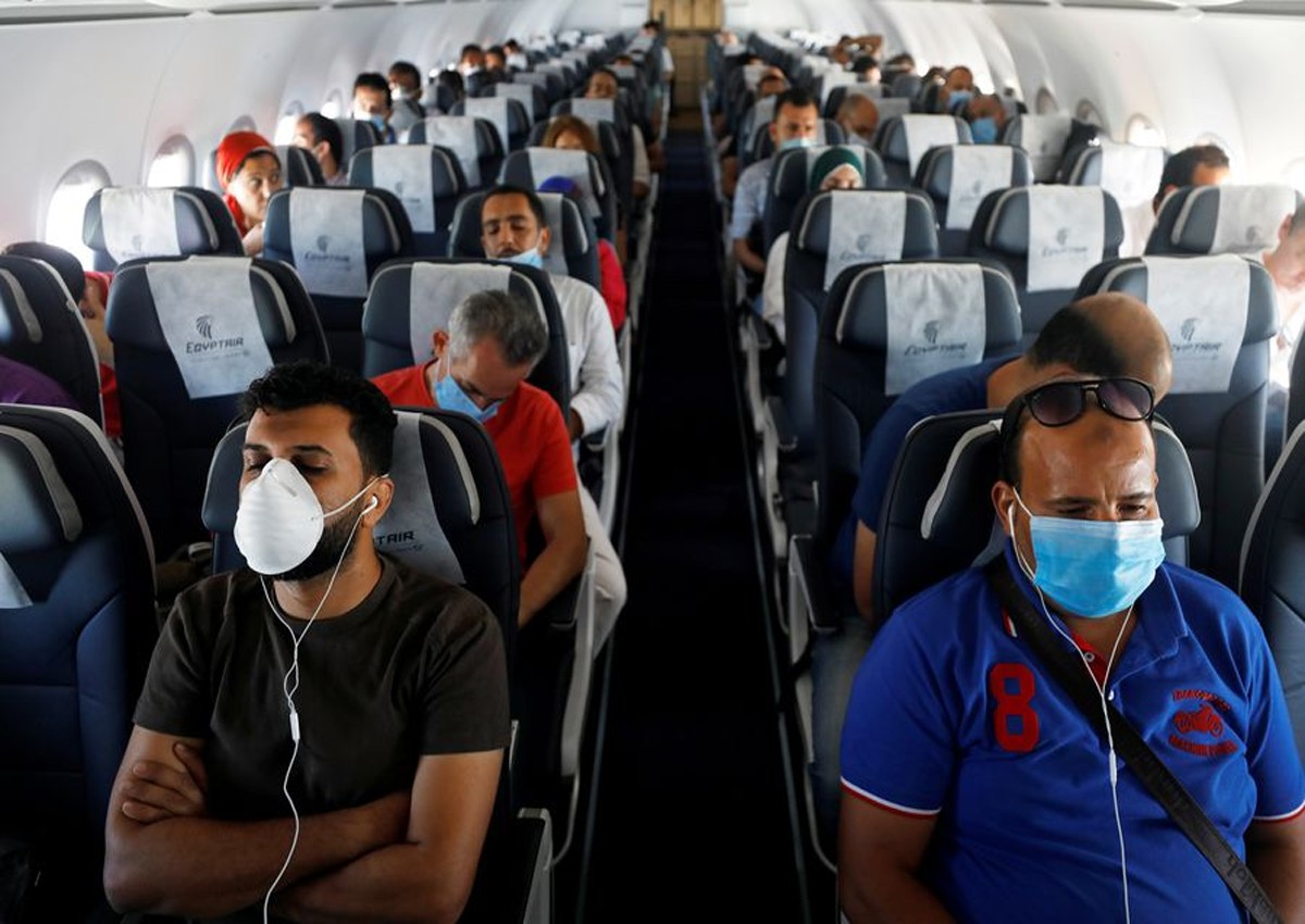 Juez federal anula mandato de máscara de CDC para viajeros Juez federal anula mandato de máscara de CDC para viajeros