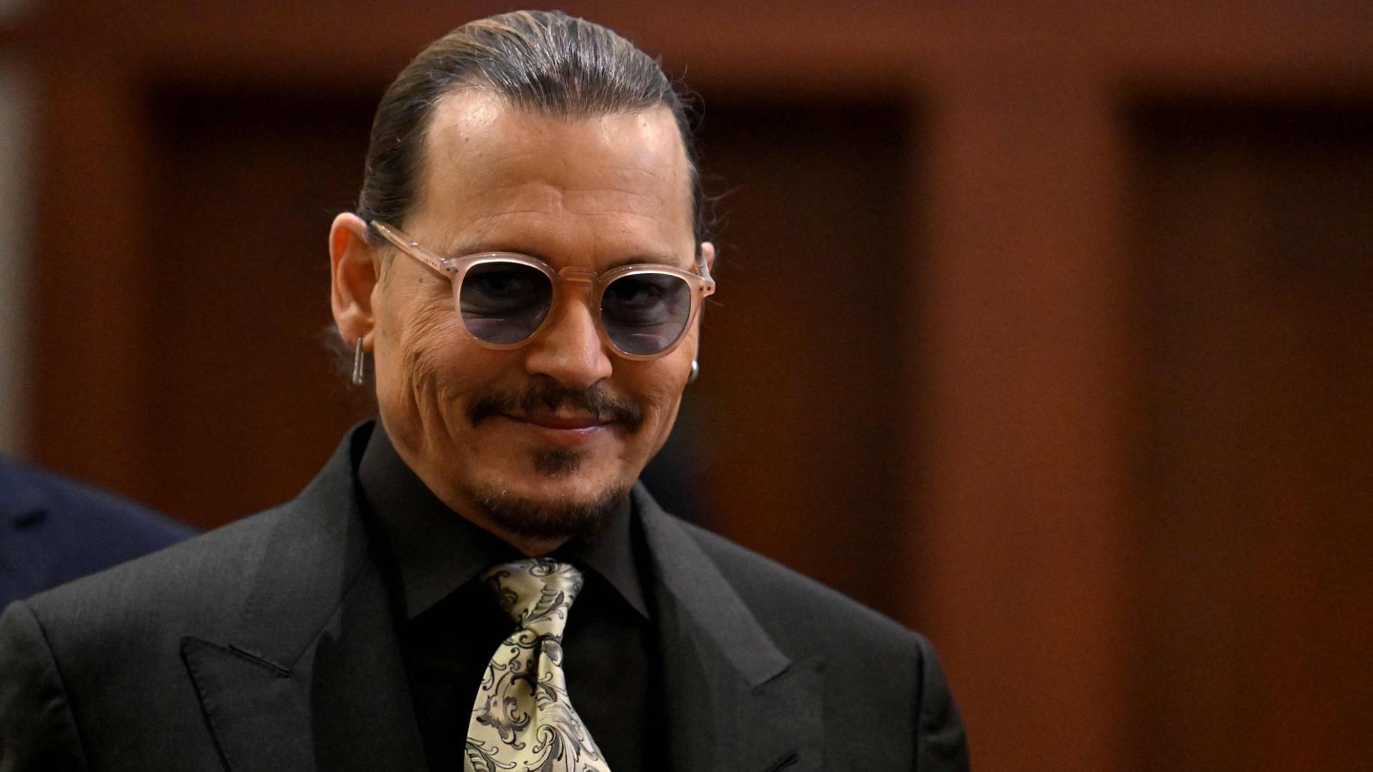 JOHNNY DE DEPP GANO EN EL MEDIATICO JUICIO