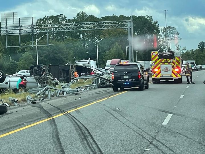 Accidente mortal en la línea estatal de Florida-Georgia cierra todos los carriles de la I-95