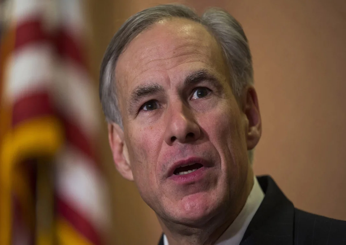 El gobernador de Texas autoriza a las fuerzas de seguridad estatales detener a inmigrantes ilegales y devolverlos a la frontera