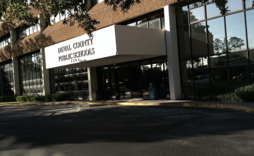 DCPS: Los estudiantes tienen acceso a atención médica y de salud mental sin costo DCPS: Los estudiantes tienen acceso a atención médica y de salud mental sin costo