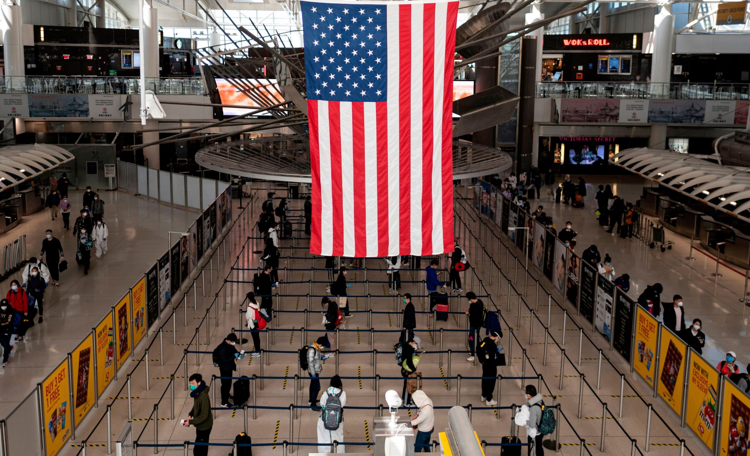 Varios aeropuertos de EE.UU. reportan ciberataque, sospechan de hackers rusos