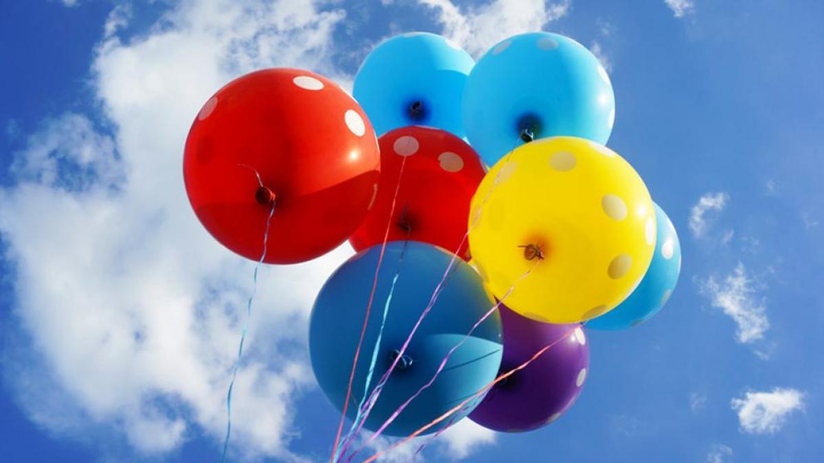 El concejo municipal prohíbe lanzar globos y farolillos en Jacksonville