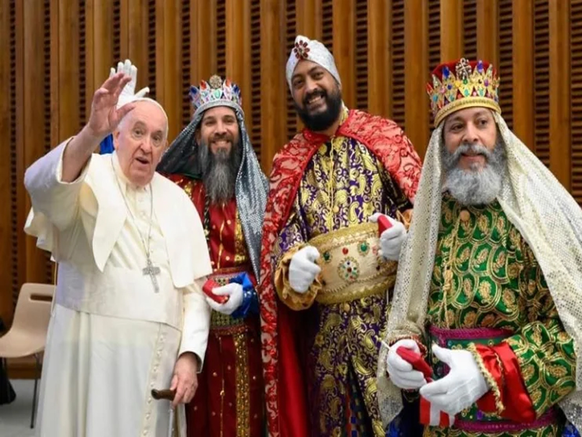 Los Reyes Magos de Puerto Rico visitan al Papa Francisco