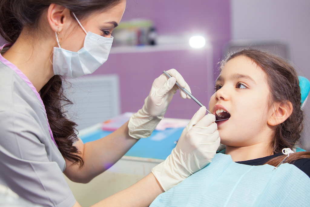 SERVICIO DENTAL GRATUITO!! FSCJ organiza el día Give Kids a Smile de la Sociedad Dental de Jacksonville el 11 de febrero