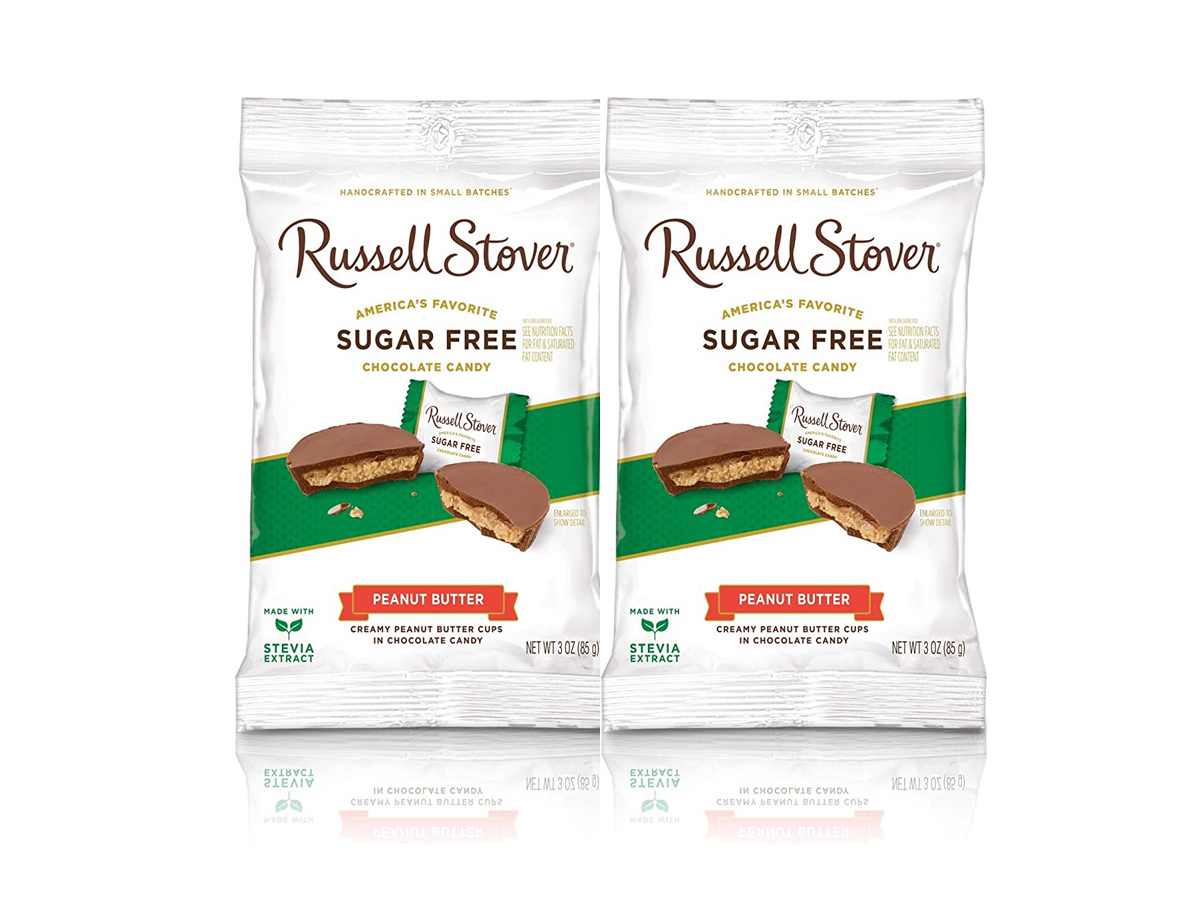 Retiran del mercado tazas de mantequilla de maní con chocolate Russell Stover Retiran del mercado tazas de mantequilla de maní con chocolate Russell Stover