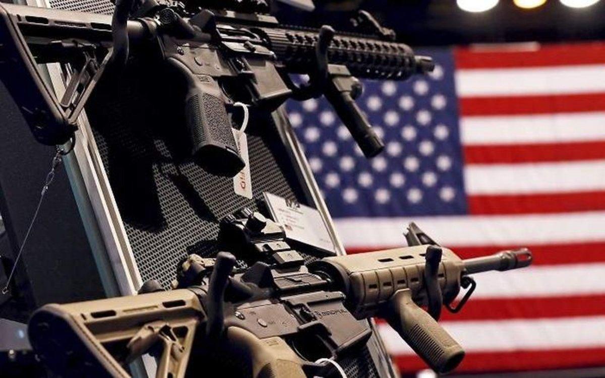 Presidente Biden: Urge aprobar leyes que restrinjan el uso de las armas tras varios tiroteos