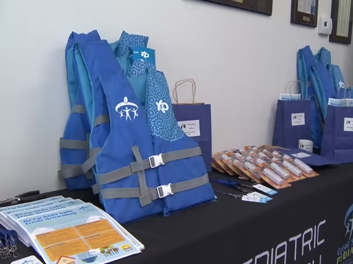 Organización local sin fines de lucro construye 300 kits de seguridad destinados a niños con autismo Organización local sin fines de lucro construye 300 kits de seguridad destinados a niños con autismo