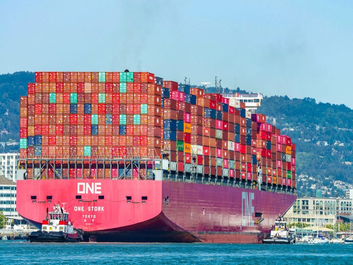 JAXPORT invita al público a celebrar el 9 de mayo la llegada de One Stork