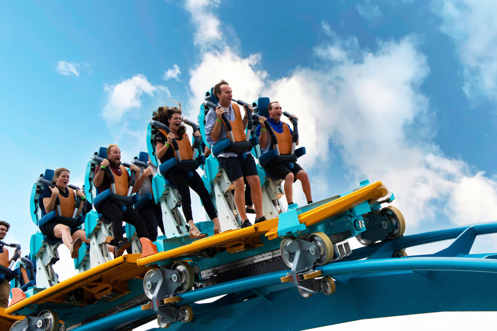 Parque Temático Seaworld en Orlando Florida inaugura la primera montaña rusa de Surf del mundo Parque Temático Seaworld en Orlando Florida inaugura la primera montaña rusa de Surf del mundo