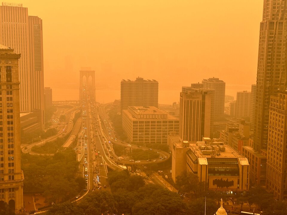 Recomiendan el uso de mascarillas en Nueva York ante niveles de aire tóxico proveniente de los incendios forestales en Canadá Recomiendan el uso de mascarillas en Nueva York ante niveles de aire tóxico proveniente de los incendios forestales en Canadá