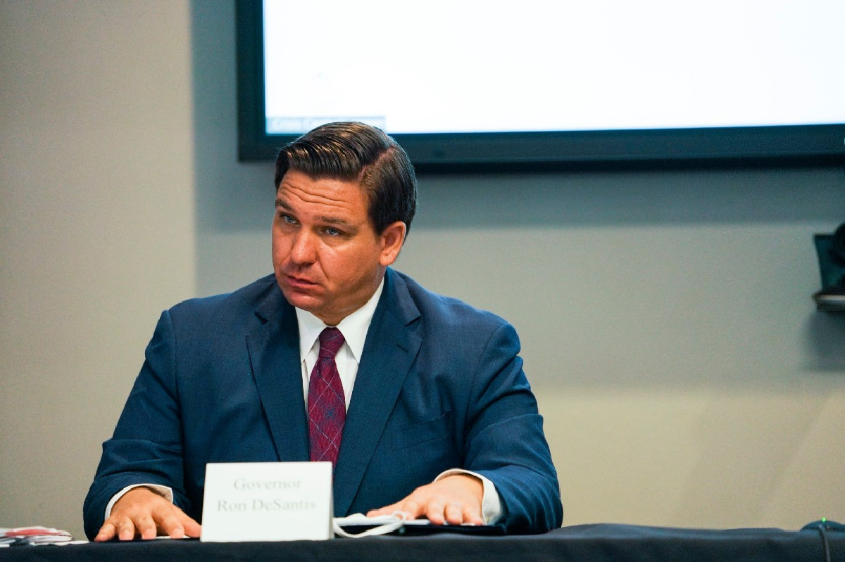 El gobernador Ron DeSantis firmó la ‘Declaración de derechos digitales’ centrada en el control de datos personales El gobernador Ron DeSantis firmó la ‘Declaración de derechos digitales’ centrada en el control de datos personales