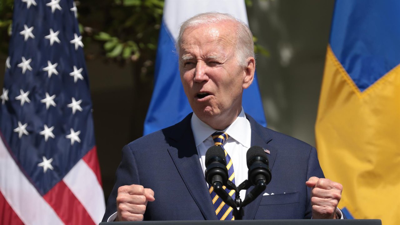 Juez federal bloquea la política de asilo de Biden, con la que se esperaba controlar los cruces fronterizos Juez federal bloquea la política de asilo de Biden, con la que se esperaba controlar los cruces fronterizos