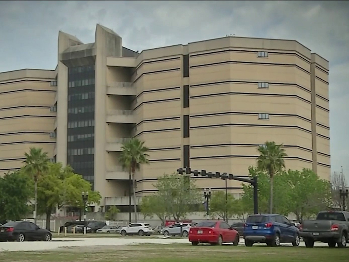 Legisladores del área de Jacksonville piden una investigación sobre las muertes en la cárcel del condado de Duval