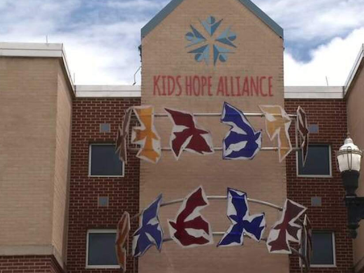 La alcaldesa Donna Deegan anunció la designación de cinco líderes comunitarios que formaran parte de la junta directiva de Kids Hope Alliance La alcaldesa Donna Deegan anunció la designación de cinco líderes comunitarios que formaran parte de la junta directiva de Kids Hope Alliance