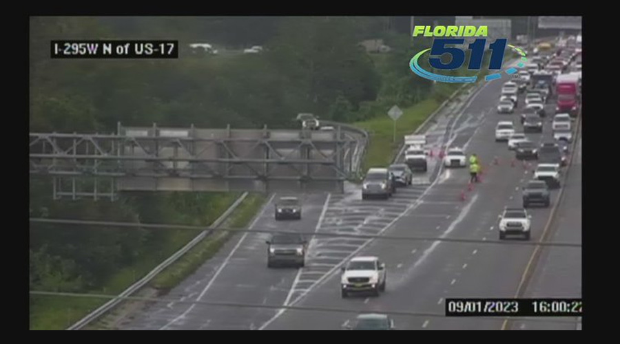 Accidente con varios vehículos involucrados en la I-295 Norte en Roosevelt
