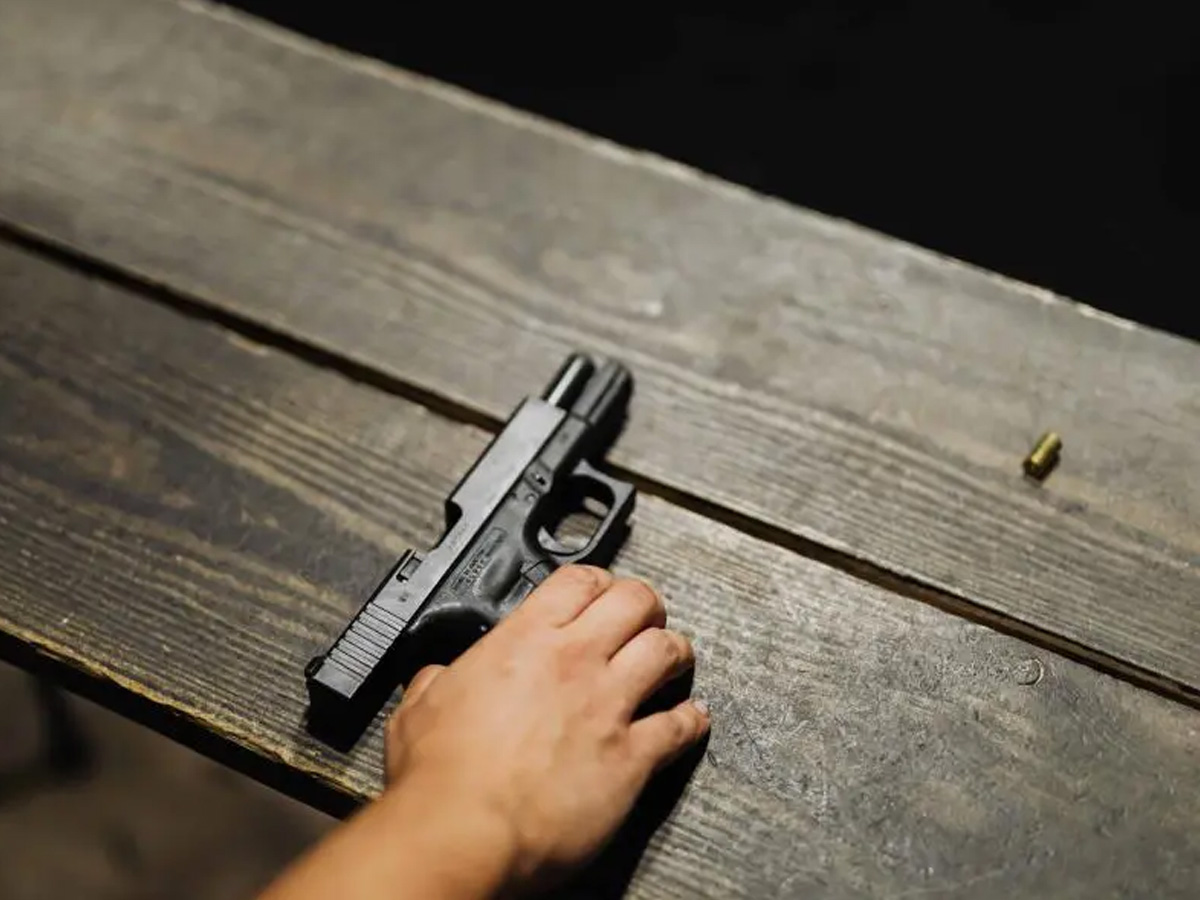 Desmantelan fábrica de armas fantasma en una guardería de Nueva York
