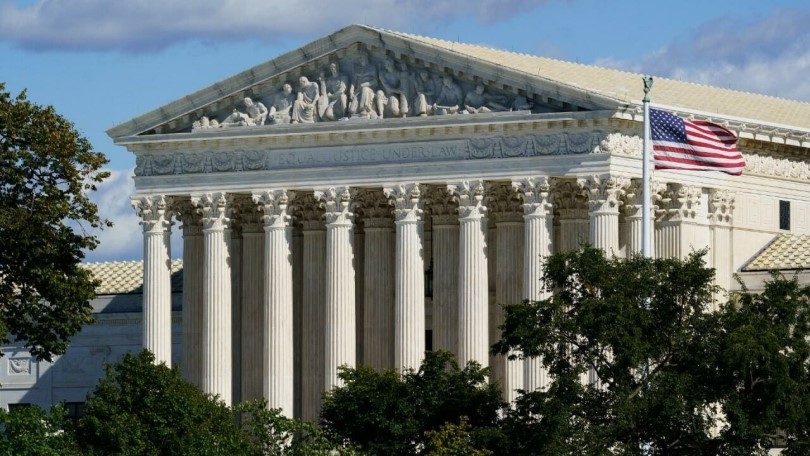 La Corte Suprema aborda la regulación de las plataformas de redes sociales en Florida y Texas La Corte Suprema aborda la regulación de las plataformas de redes sociales en Florida y Texas