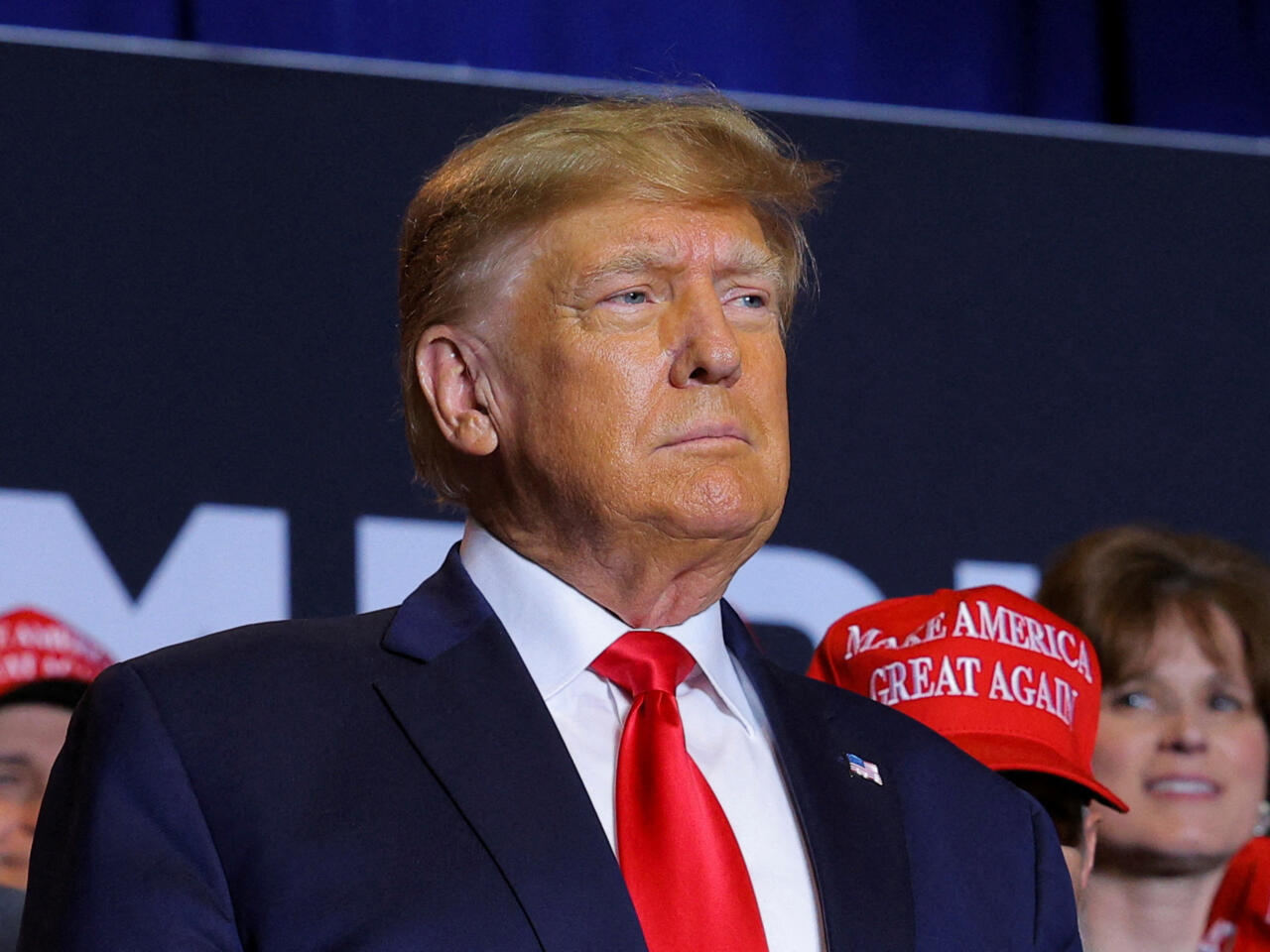 Corte Suprema falla a favor de Trump rechazando el intento de sacarlo del tarjetón electoral Corte Suprema falla a favor de Trump rechazando el intento de sacarlo del tarjetón electoral