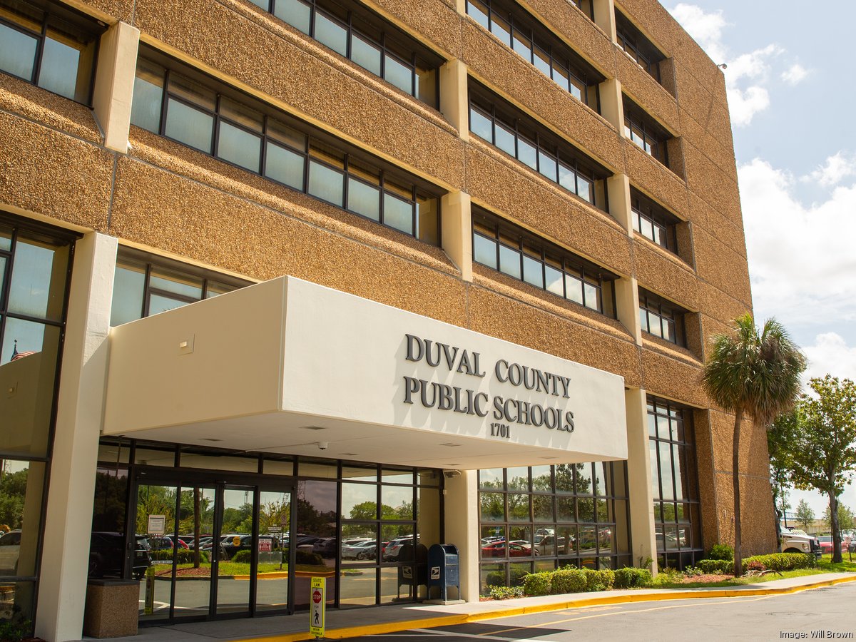La Junta Escolar del condado de Duval elige a 6 semifinalistas para el puesto de superintendente