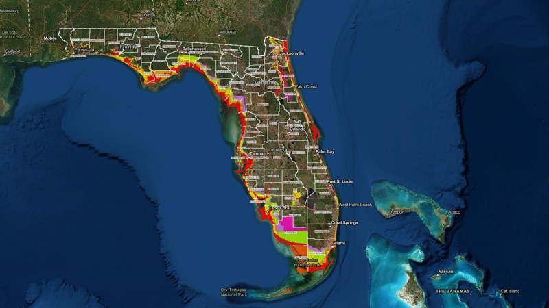 Consulte aquí: Lista de áreas con recomendaciones u órdenes de evacuaciones Consulte aquí: Lista de áreas con recomendaciones u órdenes de evacuaciones