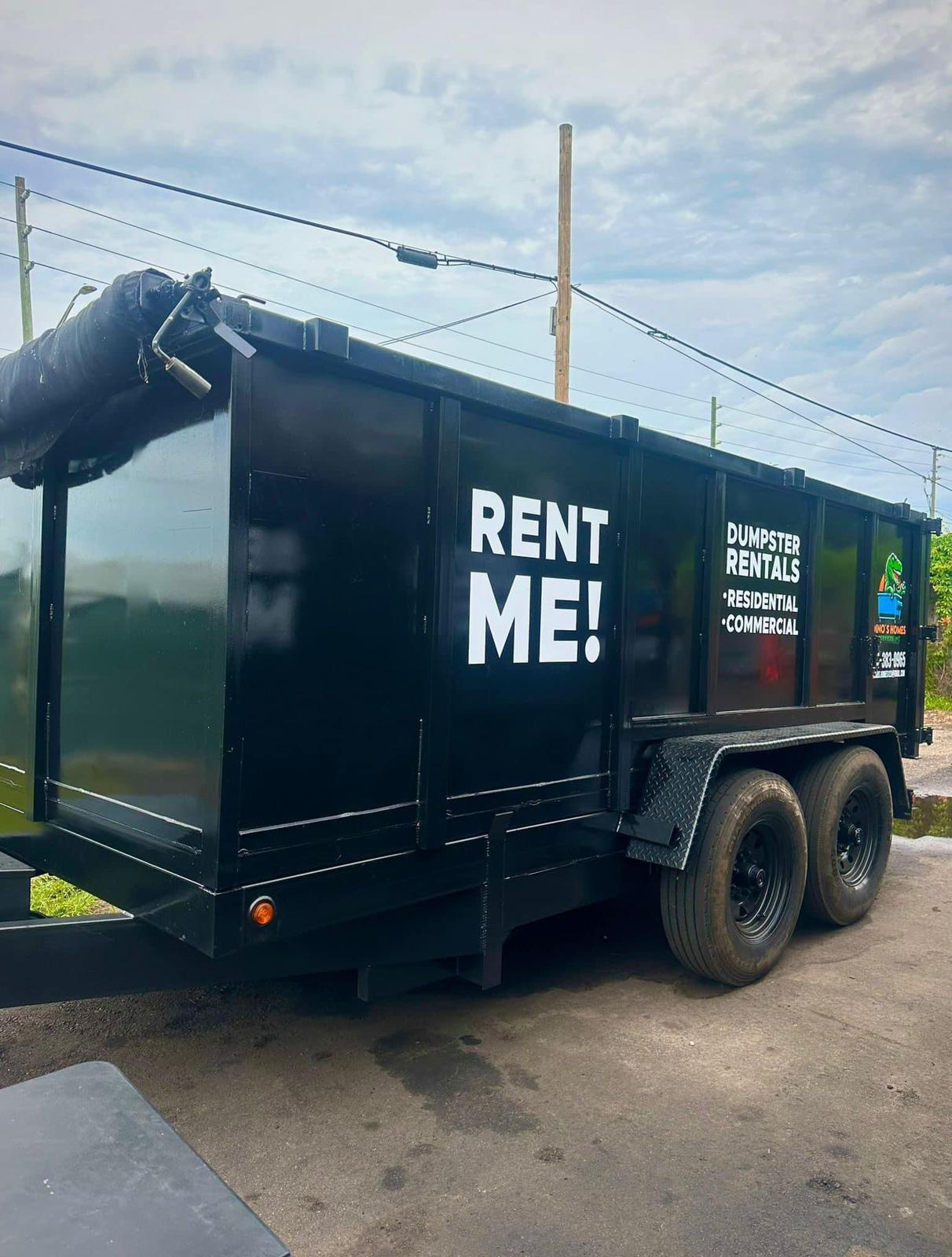 Roban dos trailers 7×14 en la 145 McDuff Ave S. Jacksonville