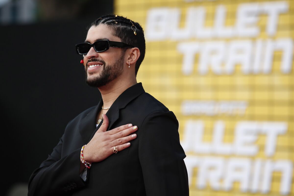 Bad Bunny anuncia el lanzamiento de su nuevo álbum ‘Debí Tirar Más Fotos’