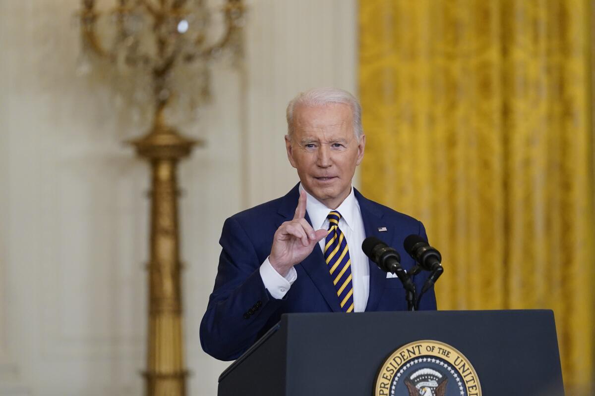 Biden conmuta unas 1.500 condenas y concede 39 indultos en un récord de indultos en la historia moderna de EEUU