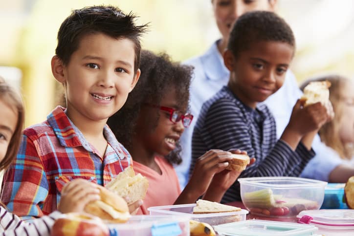 Las escuelas públicas de IDEA ofrecen comidas de verano gratuitas para niños en Jacksonville Las escuelas públicas de IDEA ofrecen comidas de verano gratuitas para niños en Jacksonville