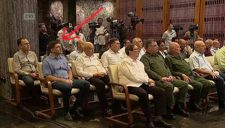 NIETO DE RAÚL CASTRO APARECE EN REUNIÓN DE ALTO NIVEL SOBRE RELACIONES CON ESTADOS UNIDOS NIETO DE RAÚL CASTRO APARECE EN REUNIÓN DE ALTO NIVEL SOBRE RELACIONES CON ESTADOS UNIDOS
