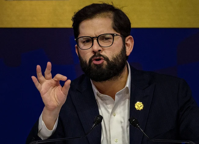 BORIC LANZA FUERTE CRÍTICA CONTRA TRUMP