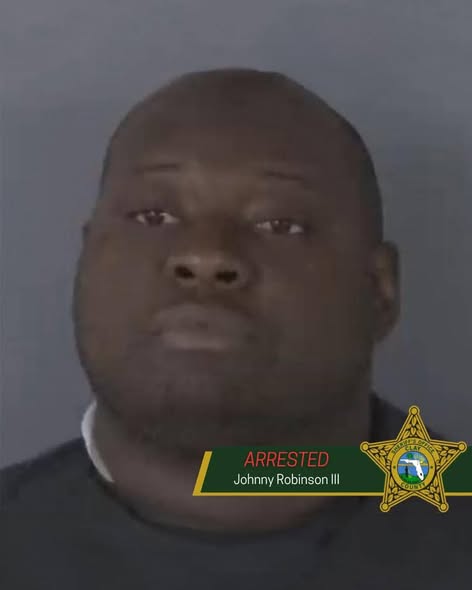 MAESTRO Y ENTRENADOR ARRESTADO TRAS INVESTIGACIÓN POLICIAL EN CLAY COUNTY