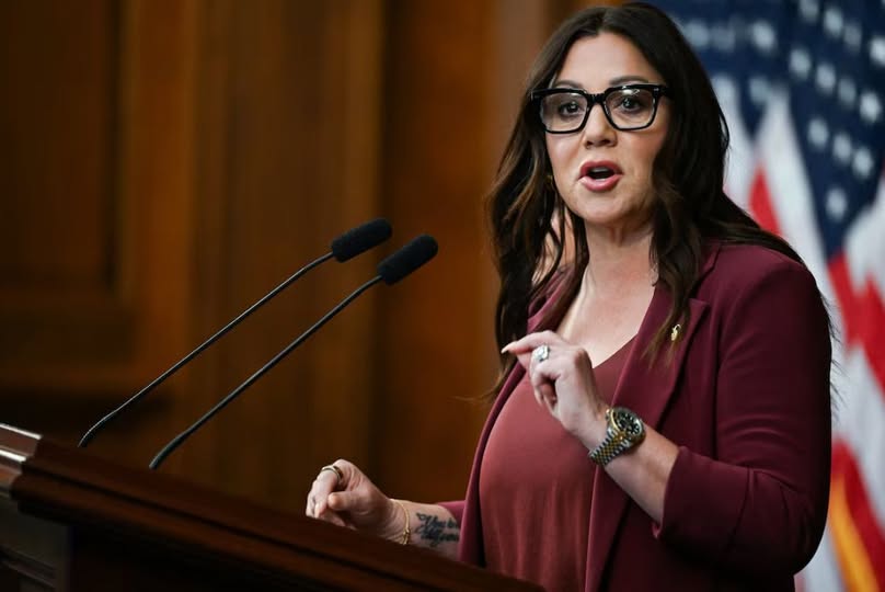 LORI CHAVEZ-DEREMER RENUNCIA COMO SECRETARIA DE TRABAJO DE ESTADOS UNIDOS