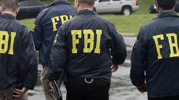 FBI RECUPERA A MENOR EN CUBA TRAS OPERATIVO INTERNACIONAL Y DETIENE A DOS MUJERES POR SECUESTRO
