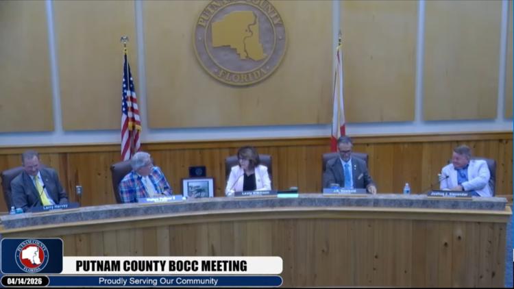 ‘Sea más profesional’: el comisionado del condado de Putnam enfrenta una reacción violenta por insulto racial durante una reunión pública