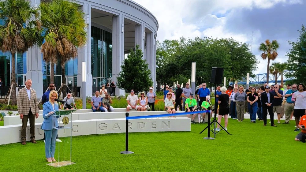 Riverfront Music Garden abre sus puertas a lo largo del renovado Northbank Riverwalk