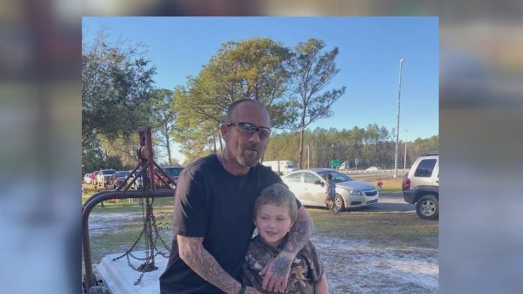 ‘Simplemente no puedo creerlo’ | Familia recuerda a las víctimas del triple apuñalamiento en Jacksonville