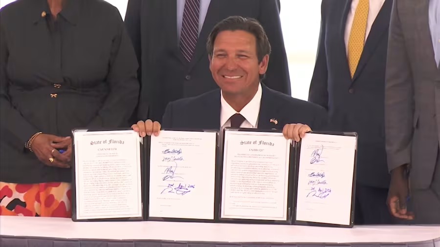 DESANTIS ELIMINA PERMISOS PARA PEQUEÑAS CONSTRUCCIONES DESANTIS ELIMINA PERMISOS PARA PEQUEÑAS CONSTRUCCIONES
