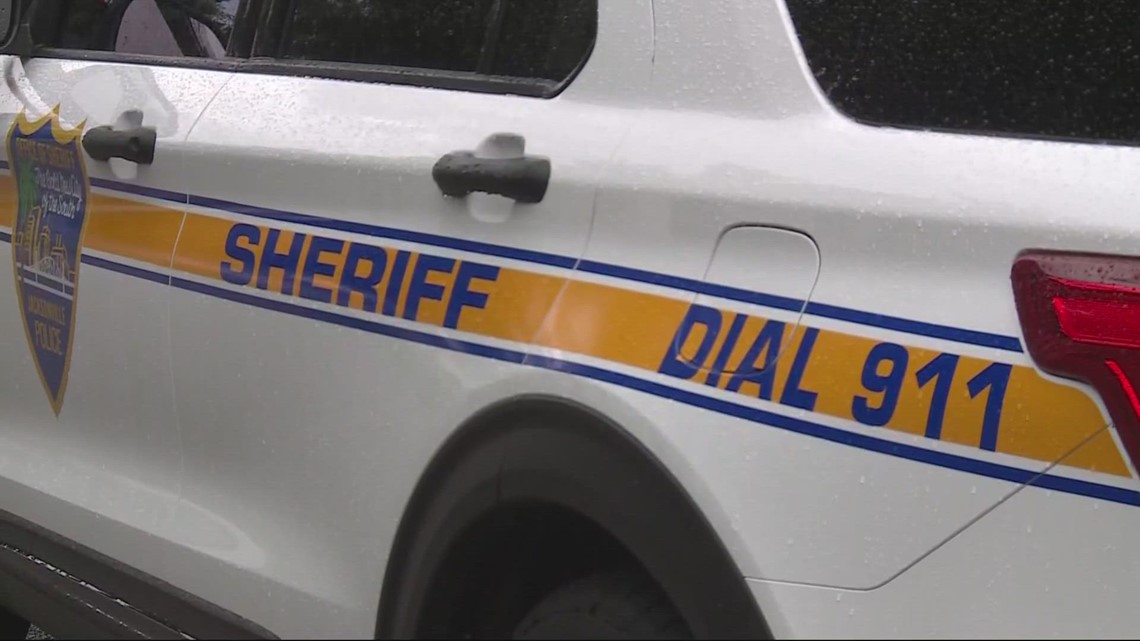 ATRAPAN A PRESUNTO AGRESOR EN SERIE EN EL WESTSIDE DE JACKSONVILLE ATRAPAN A PRESUNTO AGRESOR EN SERIE EN EL WESTSIDE DE JACKSONVILLE