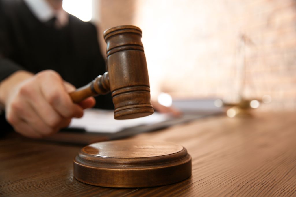 FLORIDA DEMANDA A JACKSONVILLE POR SUPUESTO REGISTRO “ILEGAL” DE ARMAS