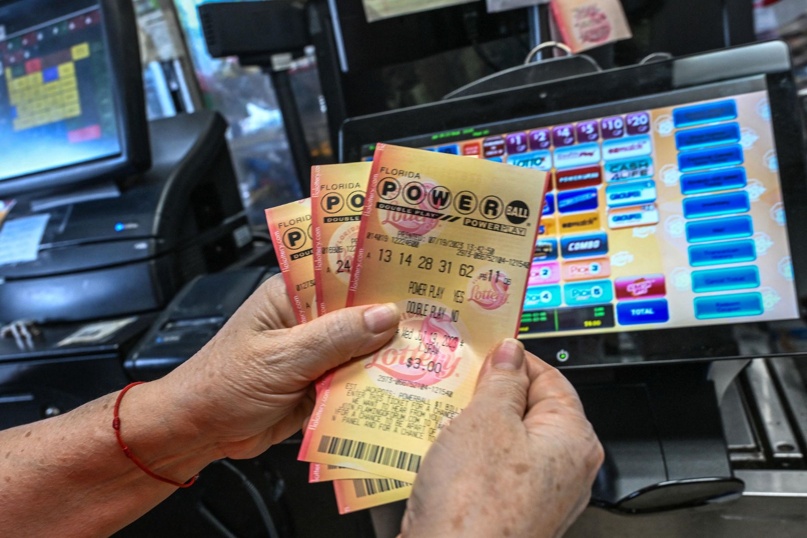 POWERBALL Y LOTERÍAS DE FLORIDA SIGUEN MOVIENDO MILLONES