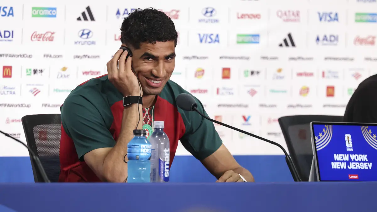 FIFA CEDE ANTE LAS CRÍTICAS Y PERMITIRÁ EL ESPAÑOL EN TODAS LAS RUEDAS DE PRENSA DEL MUNDIAL 2026