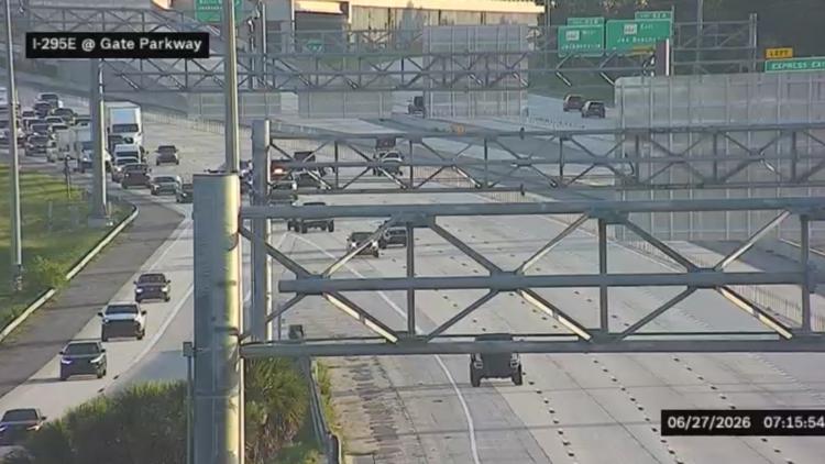 FHP: Un hombre de 31 años de Jacksonville muere en un accidente en sentido contrario en la I-295 cerca de Gate Parkway