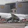 BOEING 787 DE LUFTHANSA SUFRE COLAPSO DEL TREN DE ATERRIZAJE Y DEJA VARIOS HERIDOS.jacksonville,hoy